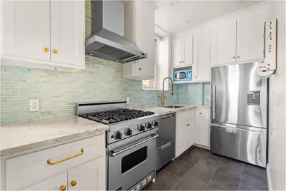 518 E 11th Street #5A, New York, NY 10009 - Photo 6