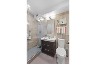 470 W 24th St, New York City, NY 10011 - Photo 6