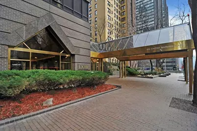 100 United Nations Plaza #3C, New York City, NY 10017 - Photo 6