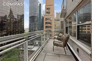 321 E 48th St, New York City, NY 10017 - Photo 6