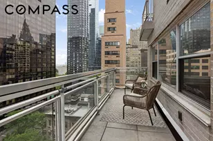 321 E 48th St, New York City, NY 10017 - Photo 6