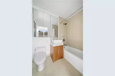 450 W 17th Street #1009, New York, NY 10011 - Photo 4