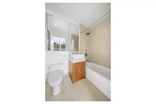 450 W 17th St, New York, NY 10011 - Photo 4
