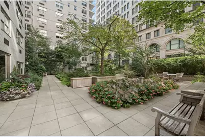 70 E 10th Street #8V, New York, NY 10003 - Photo 10