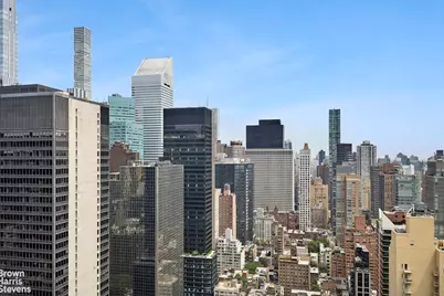 236 E 47th Street #21B, New York City, NY 10017 - Photo 1