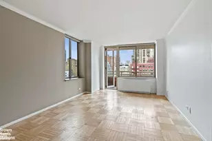 236 E 47th St, New York City, NY 10017 - Photo 22
