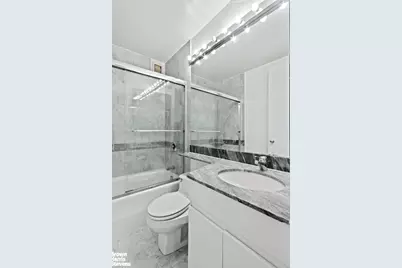 236 E 47th Street #21B, New York City, NY 10017 - Photo 34