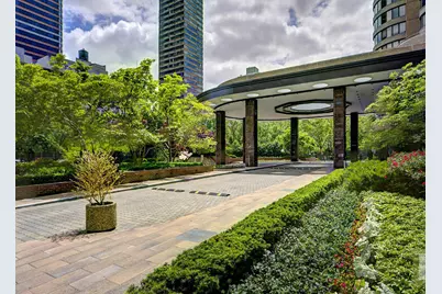 330 E 38th Street #8E, New York City, NY 10016 - Photo 8