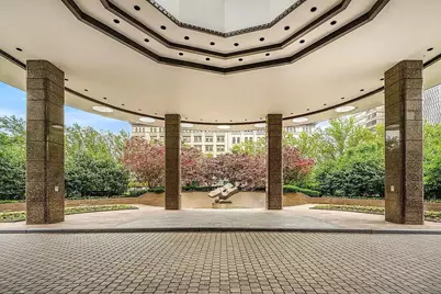 330 E 38th Street #8E, New York City, NY 10016 - Photo 10
