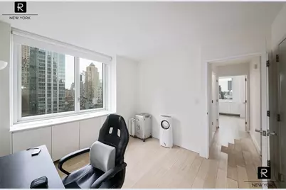 301 W 53rd Street #13-A, New York City, NY 10019 - Photo 18