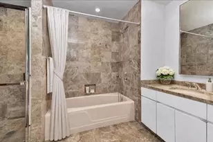 641 5th Ave, New York City, NY 10022 - Photo 4