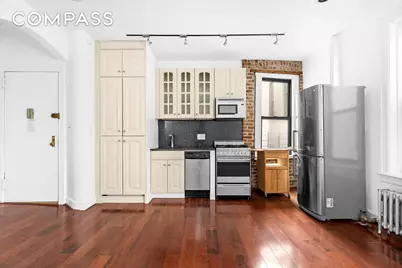 199 E 7th Street #4E, New York, NY 10009 - Photo 8