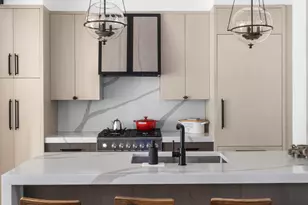 135 Sackett St, Brooklyn, NY 11231 - Photo 2