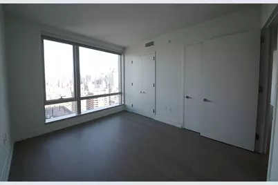 555 10th Avenue #47O, New York, NY 10018 - Photo 10