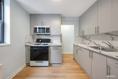 515 E 7th Street #5L, Brooklyn, NY 11218 - Photo 10