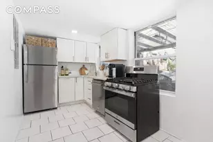 279 Cumberland St, New York City, NY 11238 - Photo 2