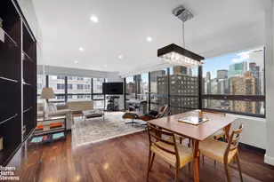 415 E 54th St, New York City, NY 10022 - Photo 2