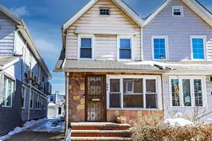 961 E 32nd St, New York City, NY 11210 - Photo 2