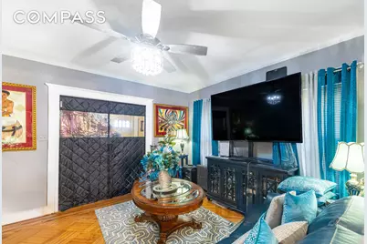 961 E 32nd Street, New York City, NY 11210 - Photo 4