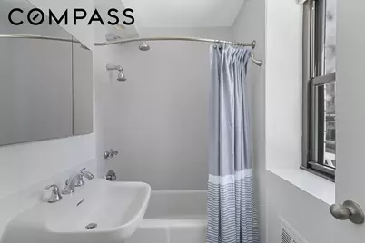 357 E 57th Street #2D, New York City, NY 10022 - Photo 12
