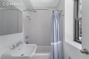 357 E 57th St, New York City, NY 10022 - Photo 12