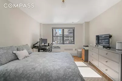 357 E 57th Street #2D, New York, NY 10022 - Photo 10