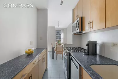 357 E 57th Street #2D, New York, NY 10022 - Photo 8