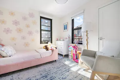 60 E 9th Street #607, New York City, NY 10003 - Photo 20