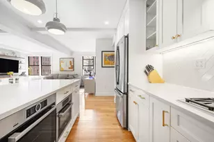 60 E 9th St, New York City, NY 10003 - Photo 14