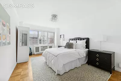 311 E 71st Street #10F, New York, NY 10021 - Photo 6