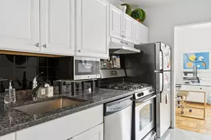 311 E 71st St, New York City, NY 10021 - Photo 4