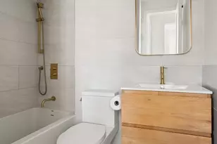 300 E 71st St, New York, NY 10021 - Photo 8