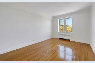 640 W 231st Street #7E, Bronx, NY 10463 - Photo 2