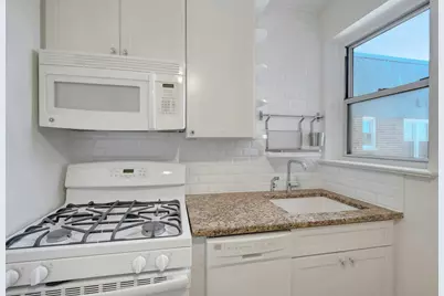 640 W 231st Street #7E, Bronx, NY 10463 - Photo 6