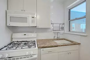 640 W 231st St, Bronx, NY 10463 - Photo 6