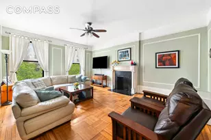 229 W 97th St, New York City, NY 10025 - Photo 2