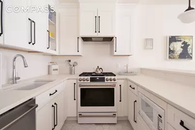 275 E 7th Street #3, New York City, NY 10009 - Photo 4