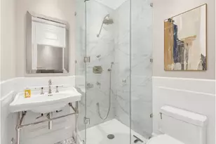 140 W 69th St, New York City, NY 10023 - Photo 6