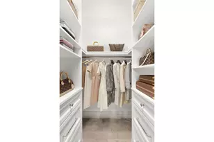 140 W 69th St, New York City, NY 10023 - Photo 8