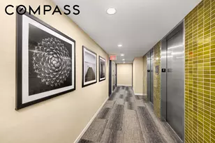 330 Spring St, New York City, NY 10013 - Photo 14