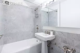 249 E 48th St, New York City, NY 10017 - Photo 4