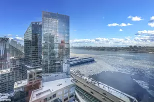 60 Riverside Blvd, New York City, NY 10069 - Photo 10