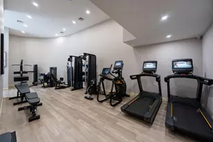 78-29 Austin St, New York City, NY 11375 - Photo 24