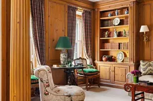 133 E 64th St, New York, NY 10065 - Photo 4