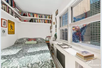 321 E 45th Street #7G, New York City, NY 10017 - Photo 4