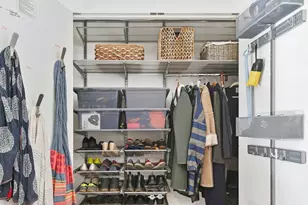 321 E 45th St, New York City, NY 10017 - Photo 8