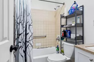 498 W 55th St, New York, NY 10019 - Photo 6