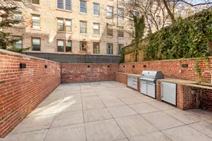 163 W 76th St, New York City, NY 10023 - Photo 18
