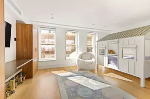 163 W 76th St, New York City, NY 10023 - Photo 10