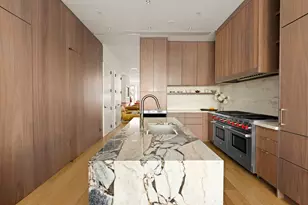163 W 76th St, New York City, NY 10023 - Photo 6